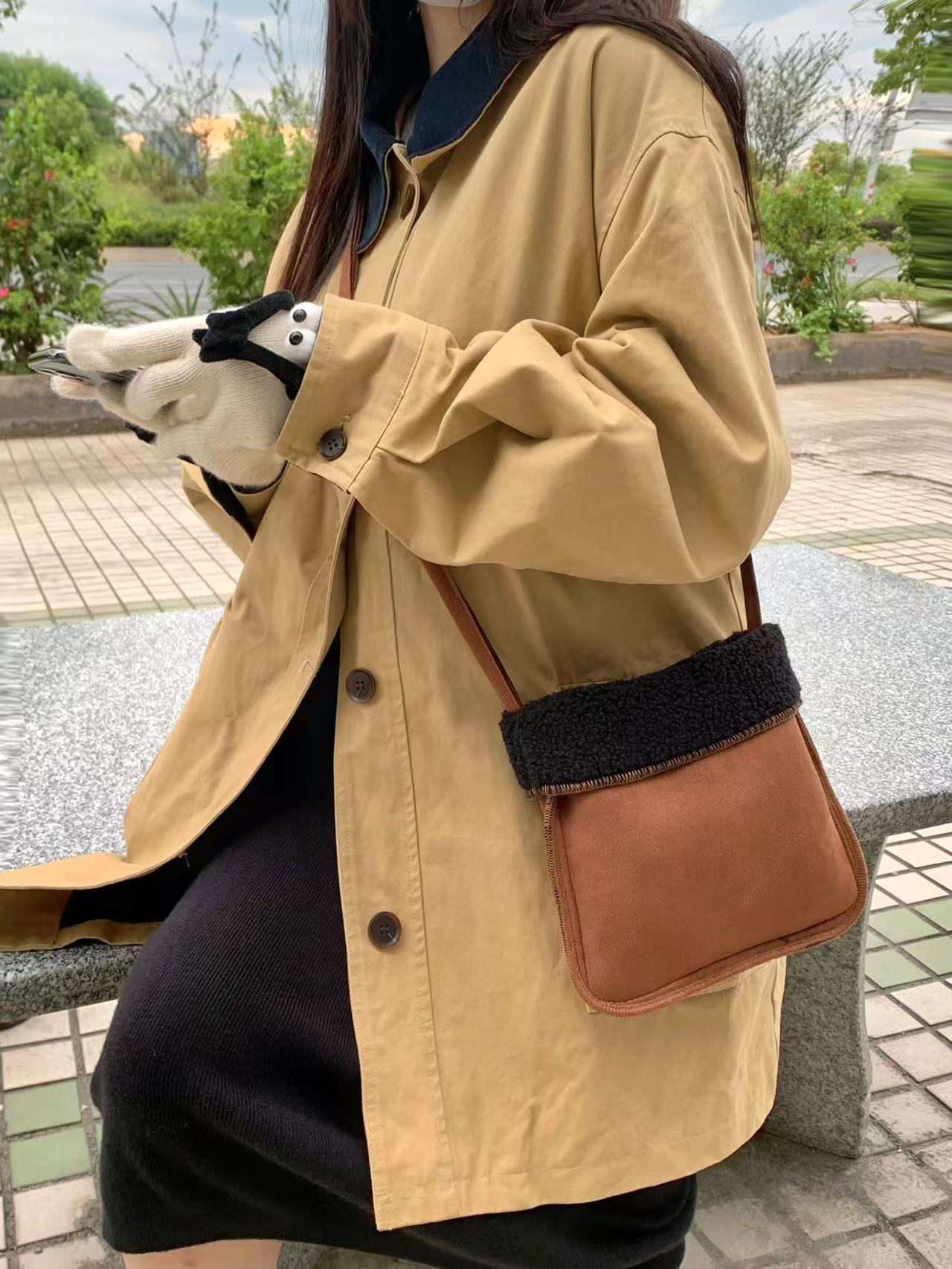Korean Ins Retro Suede Fleece Crossbody Phone Bag for Fall Winter - Image 3
