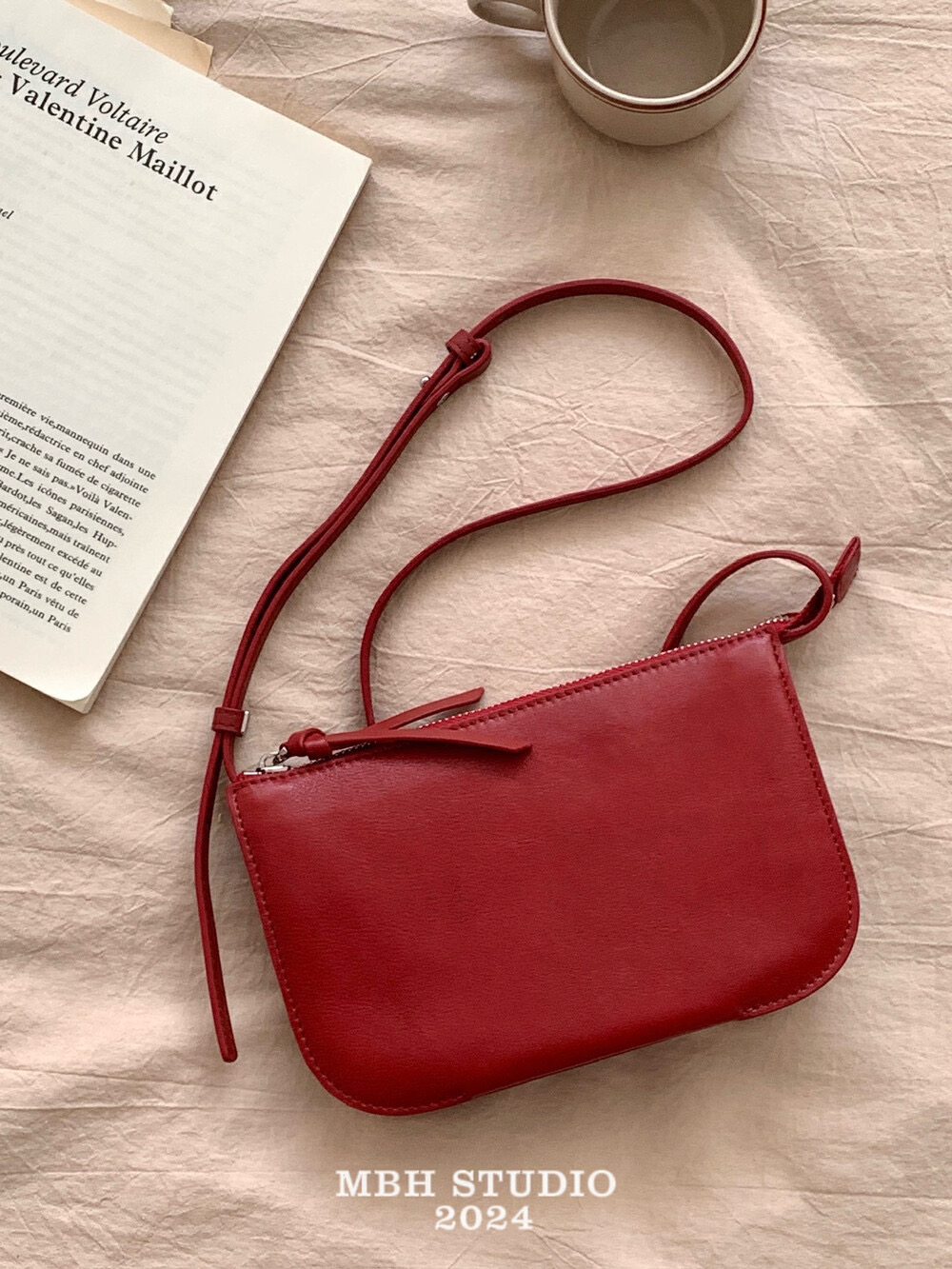 MBH Minimalist Top Layer Cowhide Multi Compartment Envelope Crossbody Bag - Image 4
