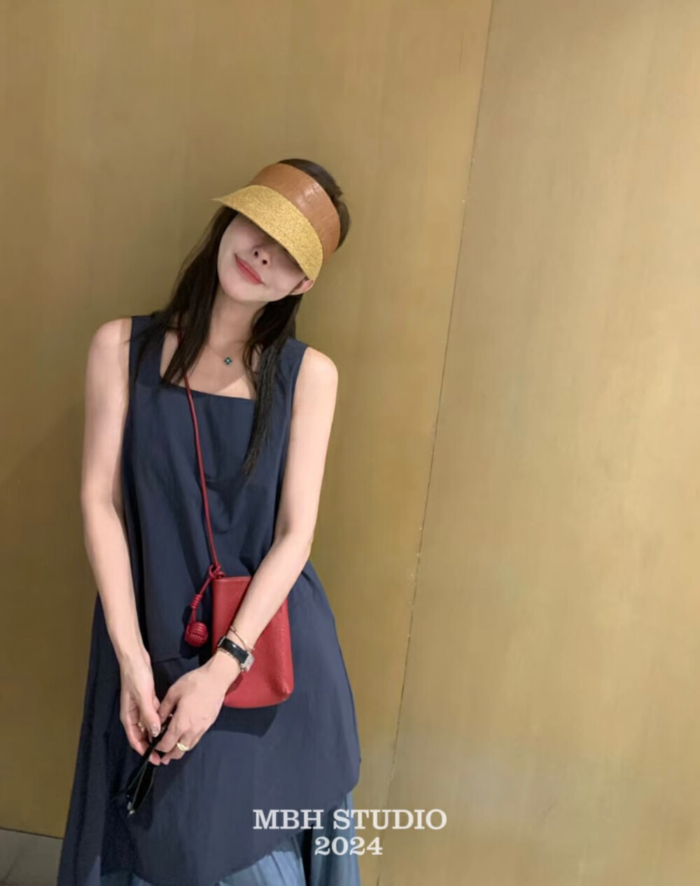 Dopamine Color Cute Woven Ball Solid Lightweight Phone Crossbody Bag with Shoulder Strap - Image 3