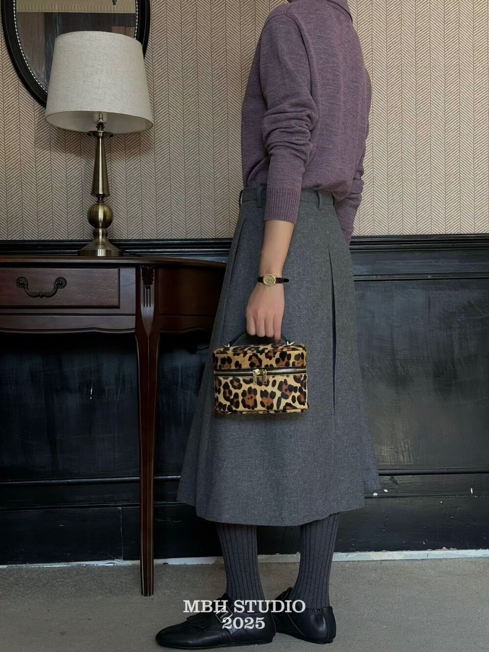 Leopard Print Horsehair Zip Cosmetic Box Bag with Quilted Design and Shoulder Strap - Image 4