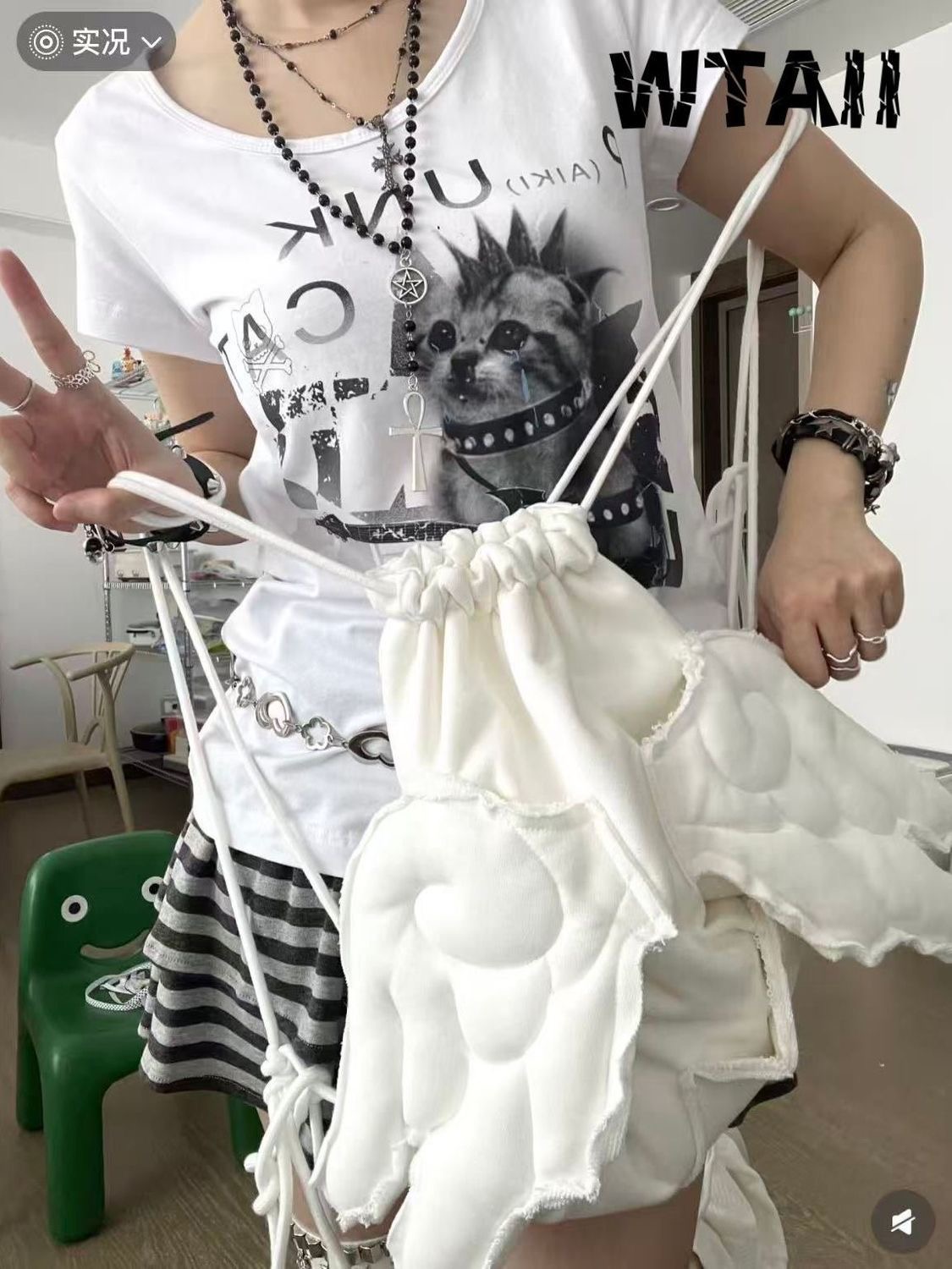Korean Style Angel Wings Drawstring Backpack for Women Casual Minimalist - Image 2